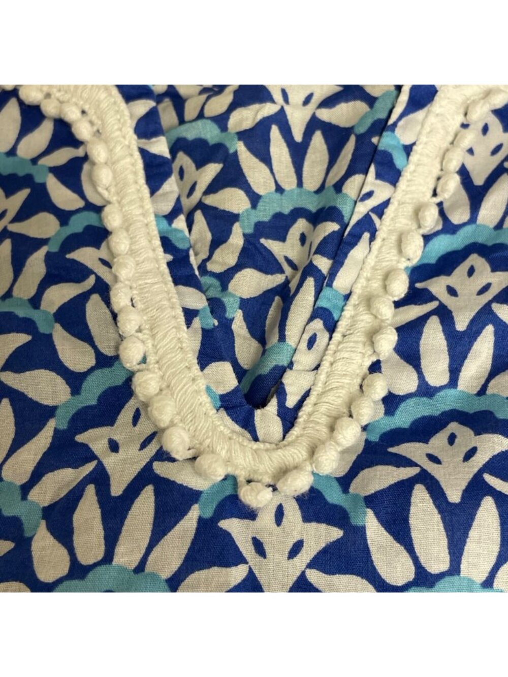 Talbots Geometric Bauble Neckline Cotton Top Blue Sz LG PETITE Resort - Picture 4 of 7